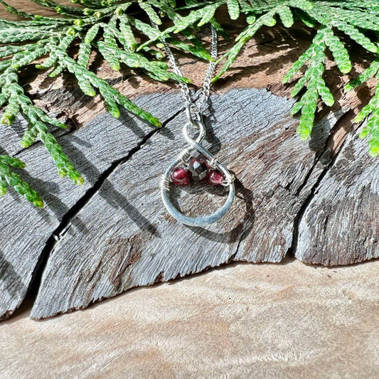 Garnet Infinity Crystal Necklace - Studio Selyn