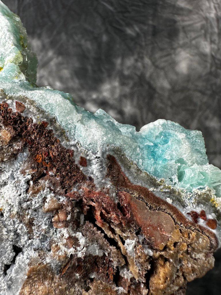 Hemimorphite + Sulfui Crystal #120 - Studio Selyn