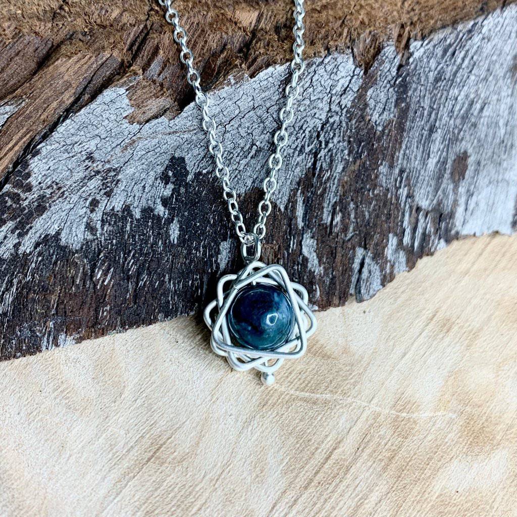 Moss Agate Stargazer Crystal Necklace - Studio Selyn