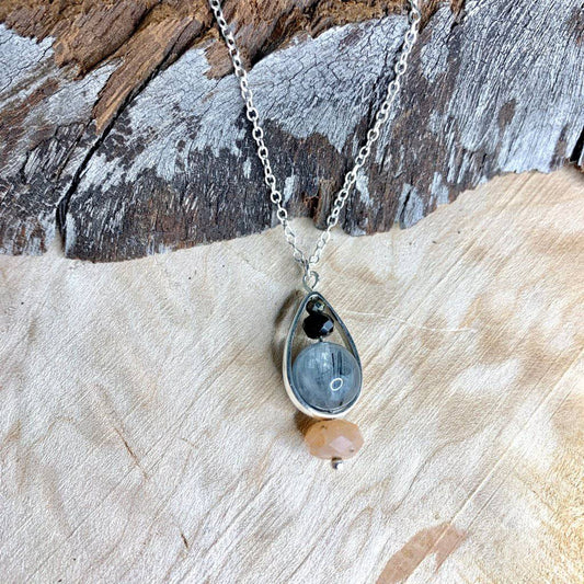 Passion Droplet Crystal Necklace - Studio Selyn