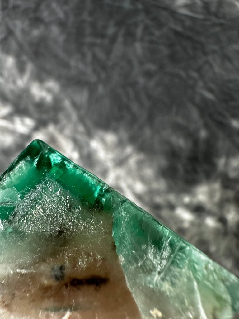 Fluorite Crystal #198 - Studio Selyn