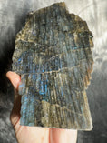 Load and play video in Gallery viewer, Labradorite Crystal #611, Flashy Crystal, Labradorite, Natural Labradorite, raw Labradorite
