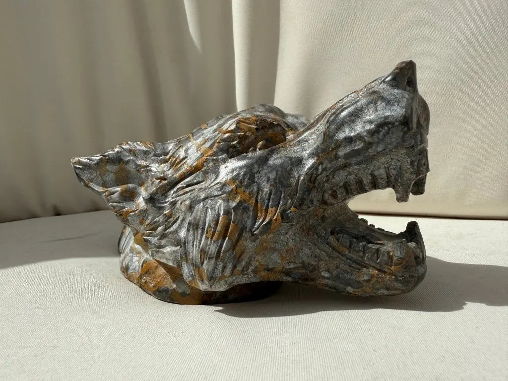 Wolf Head - Studio Selyn