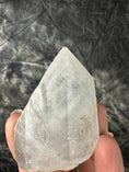 Load image into Gallery viewer, Celestite Crystal #182 - Studio Selyn
