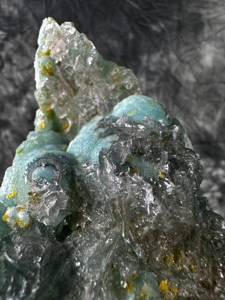 Hemimorphite + Sulfui Crystal #120 - Studio Selyn