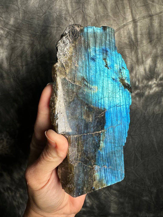 Labradorite Crystal #611 - Studio Selyn