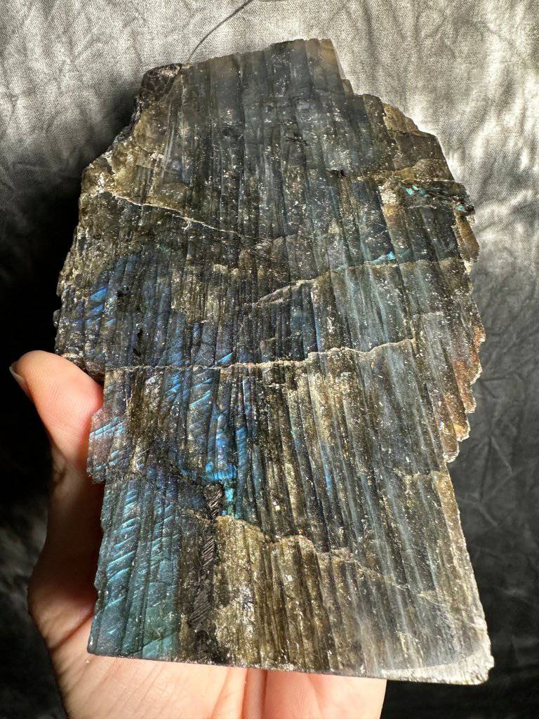 Labradorite Crystal #611 - Studio Selyn