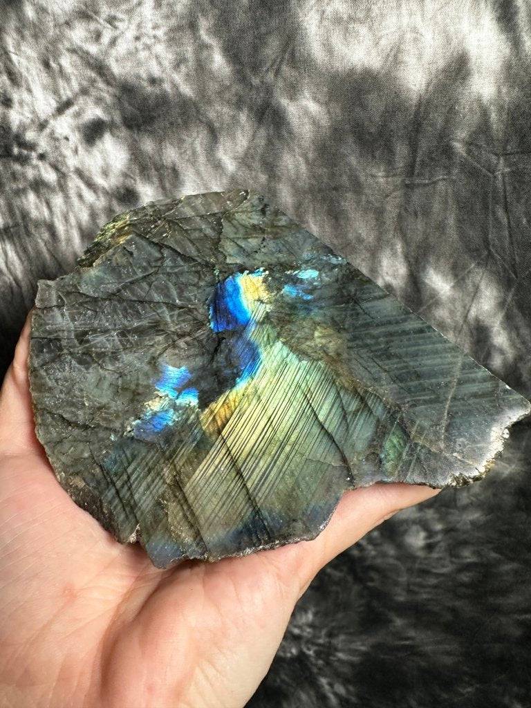 Labradorite Crystal #612 - Studio Selyn