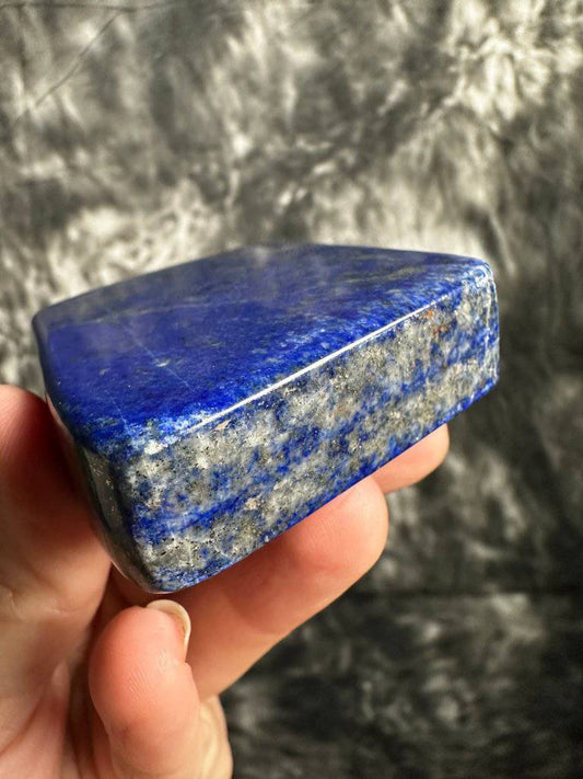 Lapis Lazuli Crystal #637 - Studio Selyn