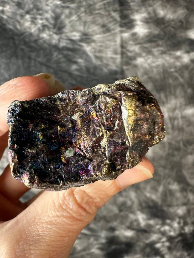 Peacock Ore Crystal #168 - Studio Selyn