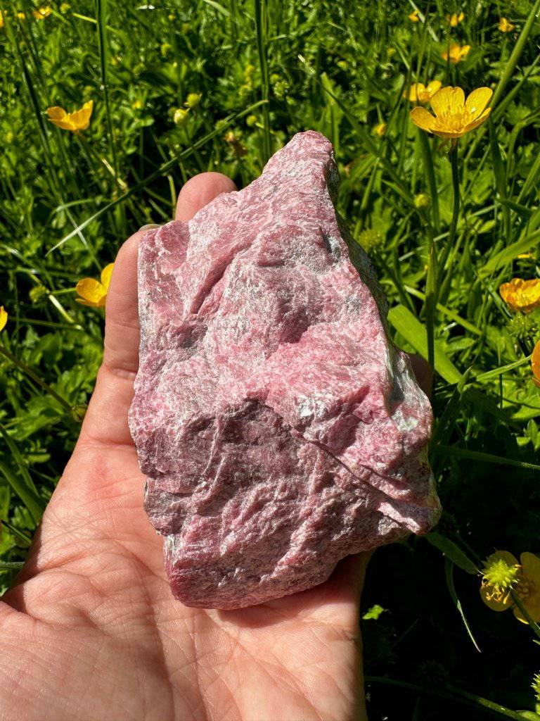 Rhodonite Crystal #161 - Studio Selyn