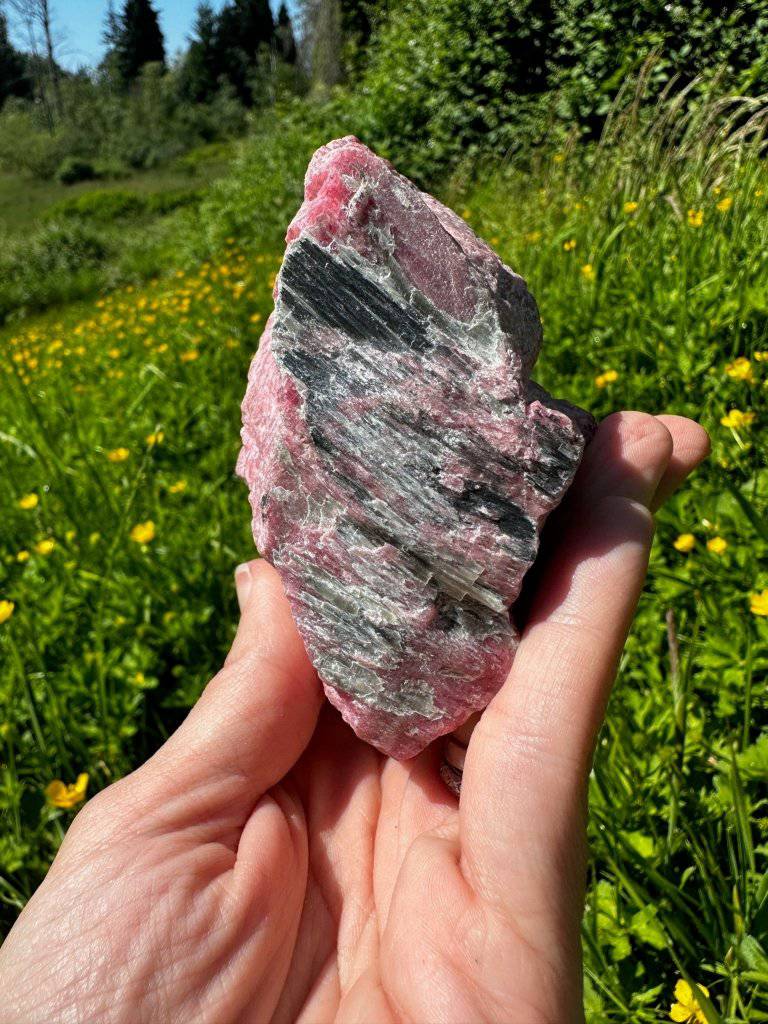 Rhodonite Crystal #161 - Studio Selyn