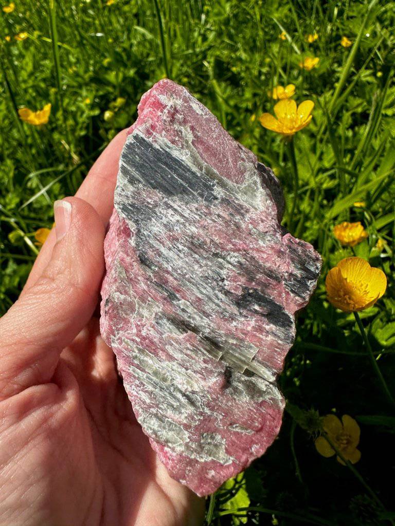 Rhodonite Crystal #161 - Studio Selyn