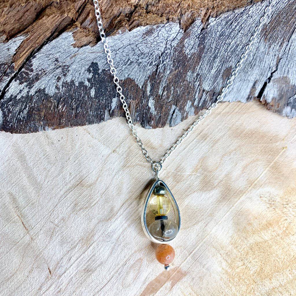 Serenity Droplet Crystal Necklace - Studio Selyn