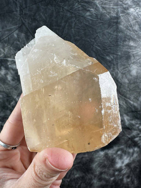 Stellar Beam Calcite #556 - Studio Selyn